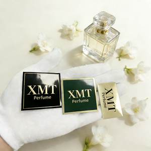 Etiqueta Adhesiva de Aluminio en Relieve de Lujo, Logotipo Metálico Personalizado, Etiqueta 3D Impermeable para Botellas de Perfume, Embalaje Dorado - Product Image 1