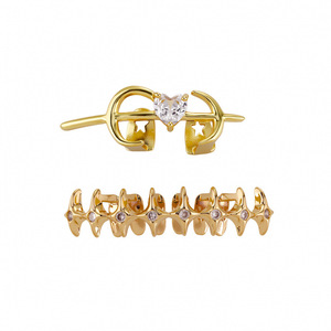 Pendientes de Oro con Forma de Corazón y Dientes de Perro con Incrustaciones de Diamantes para Fiesta, Joyería Unisex Estilo Hip Hop - Product Image 5