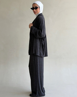 Ensemble 3 pièces en maille haut de gamme pour femme, élégant et modeste, comprenant un cardigan, un haut intérieur et un pantalon large, collection Hiver 2026