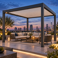 Systèmes de pergola bioclimatique motorisés à lamelles orientables en aluminium, axés sur le confort et accessibles, pour espaces de vie, communautés et zones de loisirs extérieures