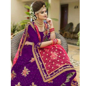 Séquence de broderie en georgette attrayante avec travail de diamant Lehenga Choli avec Dupatta prix de gros Textile vêtement Alphanumero - Product Image 1