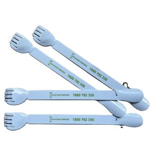 Logotipo personalizado barato plástico longo volta <span class=keywords><strong>scratcher</strong></span> com calçadeira prática - Product Image 1