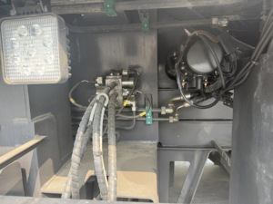 China made Zoomlion brand ZAT2200v8 year 2023 good condition 130t truck <b>Crane</b> with SAC1300t STC800t6 STC800t5 STC1000c7 <b>crane</b> - Product Image 6