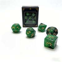 Dés polyédriques sculptés en résine vert foncé marbré, ensemble de 7 pièces écologiques avec chiffres dorés pour les jeux de rôle, D&D et jeux de société