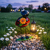 Solar-Tierfigur für den Garten mit Laterne, handbemalte Metallfigur mit Licht für Terrasse, Rasen, Hof, wasserdichte Dekoration