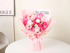 Ramo de Rosas de Jabón Artificial para Bodas, Graduaciones y Navidad - Decoración del Hogar Estilo Coreano, Material de Almidón de Maíz - Product Image 4