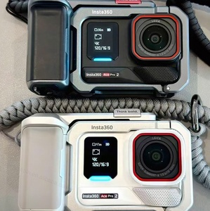 Insta 360 Ace Pro 2 Edición Limitada Blanco Glaciar, Set de Juego con Accesorios, Cámara de Acción Leica 8K, Lista para Enviar, Compra al por Mayor - Product Image 3