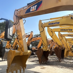 Excavadora de cadenas usada CAT 320D de 20 toneladas, de alto rendimiento, con pocas horas de trabajo, motor original confiable, lista para enviar. - Product Image 3