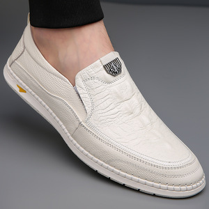รองเท้าโลฟเฟอร์หนังลำลองสำหรับผู้ชาย สีขาว พื้นยางระบายอากาศ ส้นเตี้ย สำหรับใส่พักผ่อน - Product Image 3
