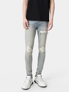 Jeans ajustados de <span class=keywords><strong>hombre</strong></span> 2026 azul claro, estilo motero, con lavado pesado y rotos, pantalones vaqueros retro de streetwear - Product Image 3