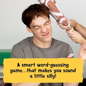 Jeu <span class=keywords><strong>de</strong></span> cartes <span class=keywords><strong>de</strong></span> style Exploding Kittens - Cartes à collectionner holographiques et à finition mate sur papier d'art, design original et adapté aux familles - Product Image 6
