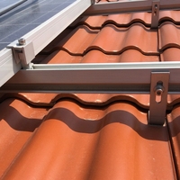 Système de montage et support pour panneaux solaires en alliage d'aluminium avec traitement de surface anodisé, longueur 6 m