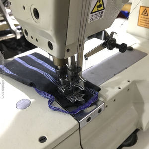 Máquina de Coser Interlock de Cama Plana CF2300M de Segunda Mano a Buen Precio, 3(2) Agujas, 5(4) Hilos, para Costura General - Product Image 3