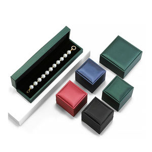 畅销时尚定制pu皮革饰品包装盒戒指吊坠手镯手链饰品展示盒 - Product Image 3