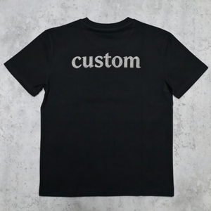 เสื้อยืดคอกลมแขนสั้นพิมพ์ลายตัวอักษรตามสั่งสำหรับผู้ชาย ทรงปกติ ผ้าคอตตอนเจอร์ซีย์ สวมใส่สบาย - Product Image 3