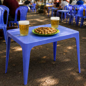 Table de salle à manger extérieure en plastique PP, multicolores, empilables, légères, imperméables, durables, robustes, design minimaliste pour hôpital, hôtel - Product Image 1