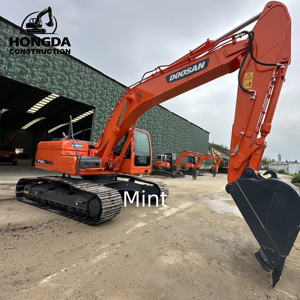 Excavatrice sur chenilles DOOSAN DX225LC 22 tonnes 99% nouvelle EPA certifiée CE Cummins Engine PLC Core de Shanghai - Product Image 1