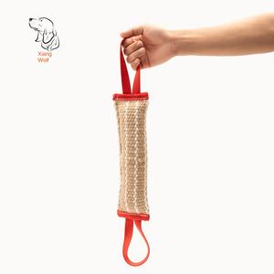 Set Pelatihan Gigitan Anjing dari Jute Profesional, Tahan Lama, dan Kuat, Mainan Tarik Bantal Gigitan dengan 2 Pegangan Lembut dan Kuat untuk Pelatihan Anjing Besar - Product Image 4