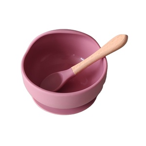 Bol en silicone coloré pour bébé avec base à ventouse, stable, durable, antidérapant pour l'alimentation autonome des tout-petits - Product Image 1