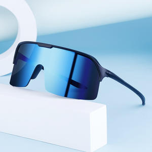 Gafas de Sol Deportivas Unisex YK-F913, Montura de PC, Protección UV400, Lentes Clase 2, Color Negro, Diseño a Prueba de Viento - Product Image 4