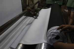 Usine directe <span class=keywords><strong>de</strong></span> haute qualité personnalisé Durable <span class=keywords><strong>tapis</strong></span> <span class=keywords><strong>de</strong></span> sol en caoutchouc naturel rouleau anti-dérapant tampons <span class=keywords><strong>de</strong></span> protection <span class=keywords><strong>de</strong></span> sol - Product Image 3