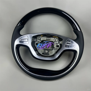 Volant sport en fibre de carbone très demandé pour <span class=keywords><strong>Mercedes</strong></span>-Benz <span class=keywords><strong>AMG</strong></span> <span class=keywords><strong>Classe</strong></span> G W205 W213 W177 W166 C43 C63 <span class=keywords><strong>Classe</strong></span> C E63 CLS - Product Image 3