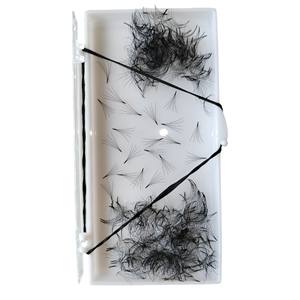 Boîte d'emballage de logo personnalisé d'éventails synthétiques 5D faits à la main de camélia pour des extensions de cils à volume libre fabriquées au Vietnam - Product Image 1