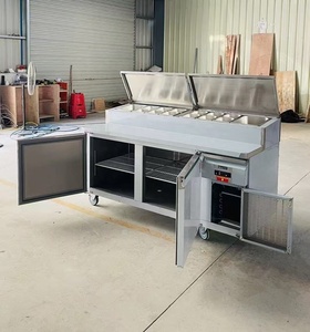Table de travail réfrigérée professionnelle en acier inoxydable pour restaurant, préparation de sandwichs et pizzas - Product Image 4