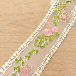Passamaneria in <span class=keywords><strong>pizzo</strong></span> a rete ricamata con foglie floreali e bordi laterali decorativi per cuciture su abiti cottage, scollo di camicette, polsini e orli - Product Image 1