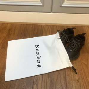Sac blanc personnalisé imprimé avec logo, sac à main en coton naturel, sacs anti-poussière, sac de luxe personnalisé, pochette pour chaussures, sac anti-poussière pour bottes - Product Image 5