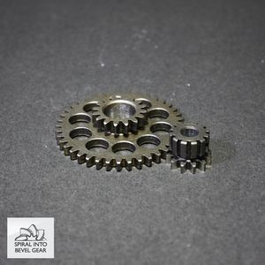 Módulo de acero SCM415 2 engranajes rectos con 28 dientes JIS estándar CNC mecanizado ISO9001 piezas OEM certificadas - Product Image 3