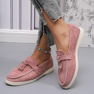 Mocassins respirants à enfiler en daim, style bottine <span class=keywords><strong>vintage</strong></span>, à bout rond et talon bas, cousus, grande taille, prêts à être expédiés, collection Printemps 2025 - Product Image 1