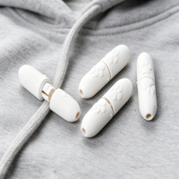Cierre de cordón de plástico desmontable de dos piezas con estampado de huella de pata en relieve para sudaderas con capucha y bolsos