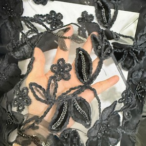 Nhà Máy Bán Buôn Tùy Chỉnh Màu Đen Nhung Hoa Mô Hình Thêu Lưới Vải Ren Cho Thanh Lịch Ăn Mặc Nặng Sequin Vải Tuyn Vải - Product Image 3