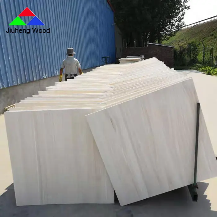Jiuheng Goede Kwaliteit Factory Direct Lumber Paulownia Hout