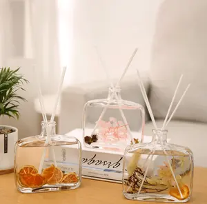 100ml /200ml Home Fragrance Ätherisches Öl Konservierter Trockenblumen-Reed-Diffusor für Geschenk dekoration