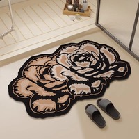Tapis de salle de bain en boue de diatomée douce, motif papillon et fleur, style luxe léger, antidérapant, anti-chute, absorbant, forme originale, bohème, naturel, rétro