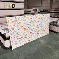 Panneau mural intérieur en PVC imprimé UV effet marbre, durable, pour applications de décoration commerciale