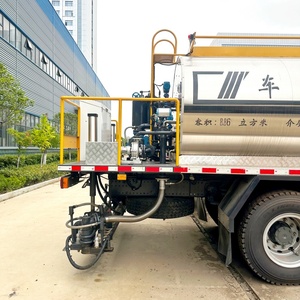 Precio de Fábrica, Camión Distribuidor de Asfalto Automático Sinotruck Howo de 11000 Litros en Venta - Product Image 5