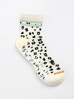 Chaussettes de Pilates antidérapantes à imprimé léopard personnalisées, chaussettes de danse ouvertes pour Pilates et yoga, chaussettes de Pilates pour filles, chaussettes antidérapantes pour ballerines, chaussettes antidérapantes pour femmes
