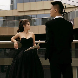 Black Sweetheart Neck Chiffon Ball Gown Wedding Dress Empire Waistline For Outdoor Portrait Photography - Product Image 3