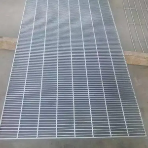 Gouttière de drainage galvanisée à chaud de 25x5mm avec couvercle de <span class=keywords><strong>grille</strong></span> - Product Image 1