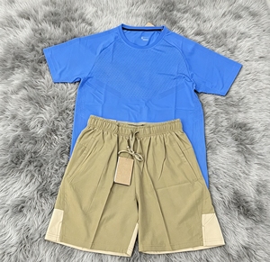Set da corsa ad asciugatura rapida da uomo, set da allenamento riflettente, abbigliamento da corsa notturna, manica corta traspirante per lo sport - Product Image 1