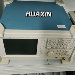 Analyseur de spectre Tektronix RSA3408A en temps réel, DC à 8 GHz hx1 - Product Image 4