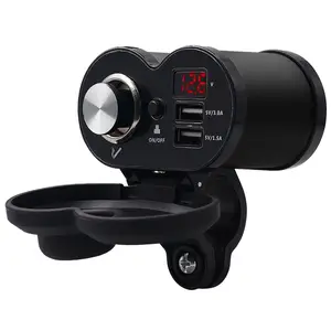 Caricatore rapido QC con 3.0 voltmetro e schermo in lega di alluminio accendisigari - Product Image 1