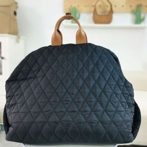 Bolsa de Transporte para Mascotas, Perros y Gatos, de Nailon, Diseño Acolchado, para Uso en Todas las Estaciones - Product Image 3