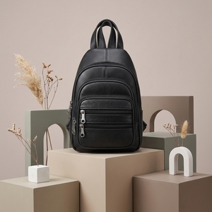 กระเป๋าคาดเอวหนัง PU แบบ unisex พร้อมซิปปิด กระเป๋าอุปกรณ์เสริมสำหรับเดินทางสำหรับผู้ชาย ลายด้ายเย็บ ทำจากวัสดุ PU - Product Image 6