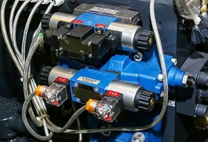 Máy đúc kẽm buồng nóng 180ton cho sản xuất quy mô lớn - Product Image 4