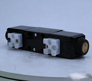 ใหม่ OEM ไฮดรอลิกแบบสัดส่วน DG4V-3-2C-M-U-H7-60-EH210 24V DG4V-5-2AJ-M-U-H7-29-EN124 รับประกัน 1 ปี - Product Image 1