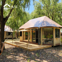 Villa préfabriquée moderne et respirante avec des lignes épurées et un espace ouvert pour une utilisation en ferme, hôtel, bureau, cuisine, salon